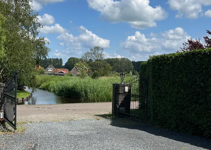 Alpstuga Amsterdam The Stables *