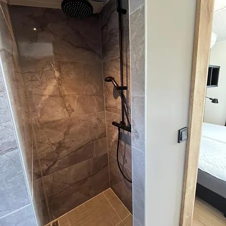 Amsterdam The Stables Dağ evi *