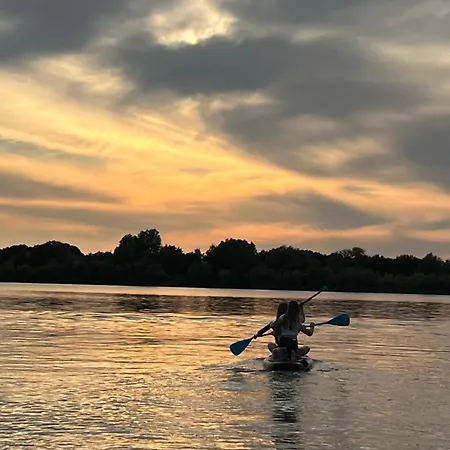 Amsterdam The Stables Dağ evi